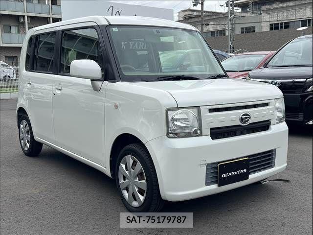 Daihatsu MOVE CONTE 2013-07 7618344-4
