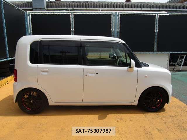 Daihatsu MOVE CONTE 2012-04 7726072-4