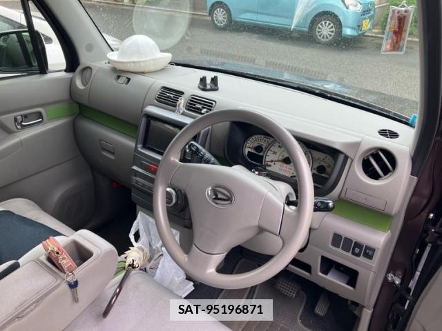 Daihatsu MOVE CONTE 2014-12 7726076-11