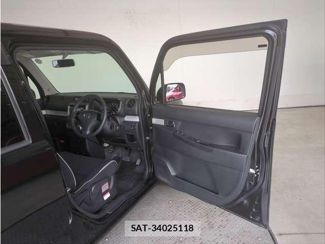 Daihatsu MOVE CONTE 2013-07 7980117-27