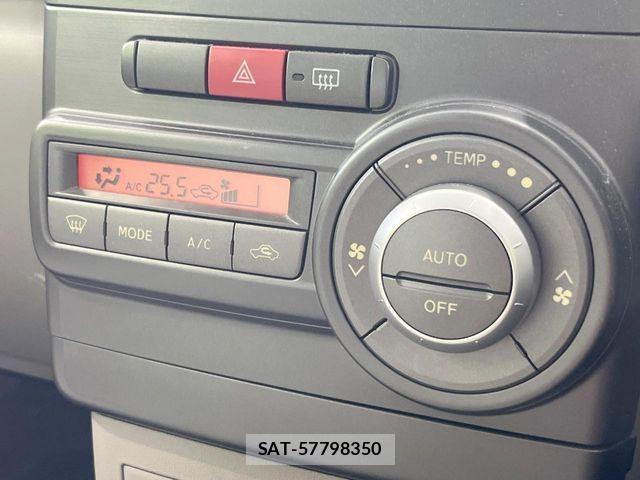 Daihatsu MOVE CONTE 2014-03 8100598-2
