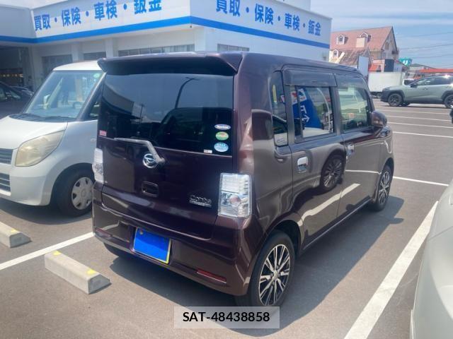 Daihatsu MOVE CONTE 2017-02 8230940-1