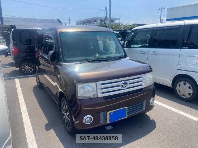 Daihatsu MOVE CONTE 2017-02 8230940-3