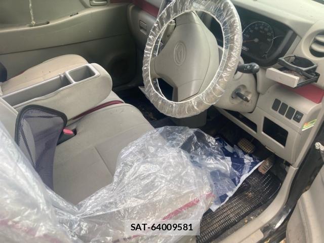 Daihatsu MOVE CONTE 2010-06 8246007-14