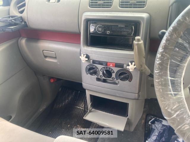 Daihatsu MOVE CONTE 2010-06 8246007-18