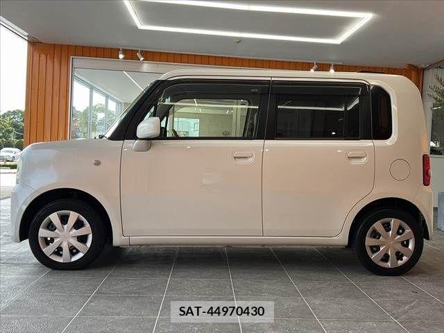 Daihatsu MOVE CONTE 2013-05 8336906-10
