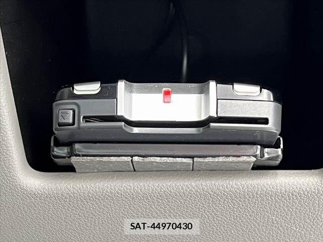 Daihatsu MOVE CONTE 2013-05 8336906-5