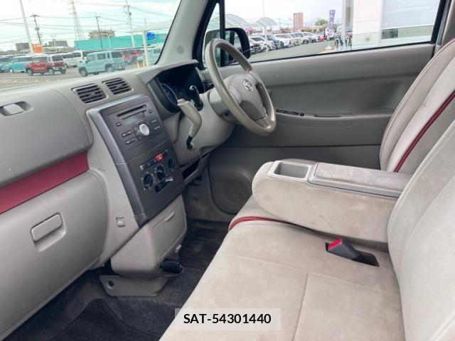 Daihatsu MOVE CONTE 2011-08 8437794-12