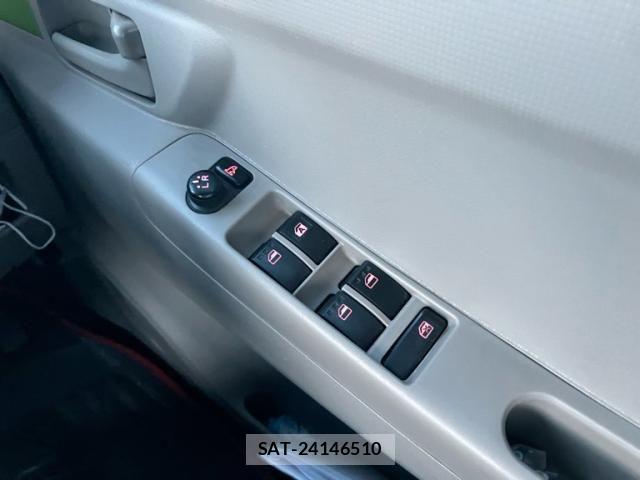 Daihatsu MOVE CONTE 2014-04 8562797-12