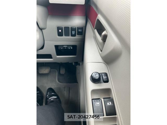 Daihatsu MOVE CONTE 2011-12 8796770-18