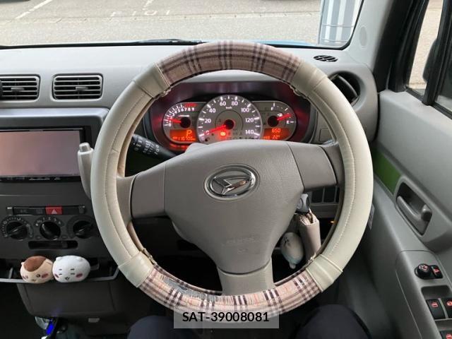 Daihatsu MOVE CONTE 2014-01 7272421-12