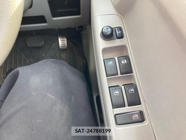 Daihatsu MOVE CONTE 2009-07 7328618-19