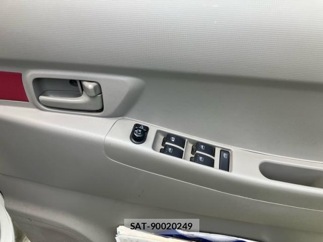 Daihatsu MOVE CONTE 2011-07 7390878-10
