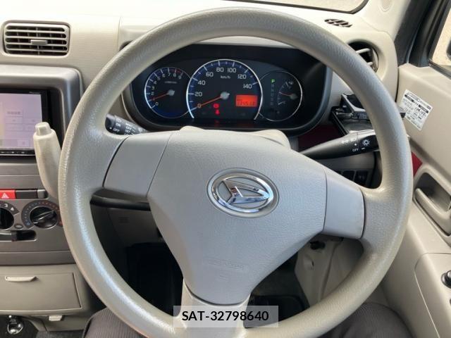 Daihatsu MOVE CONTE 2012-02 7962718-18