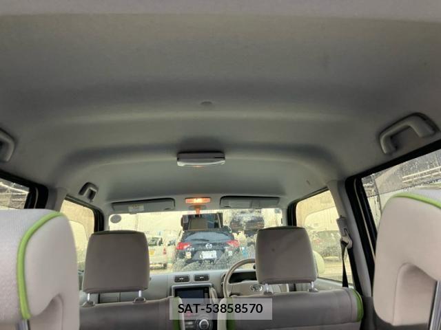 Daihatsu MOVE CONTE 2013-08 8036942-13
