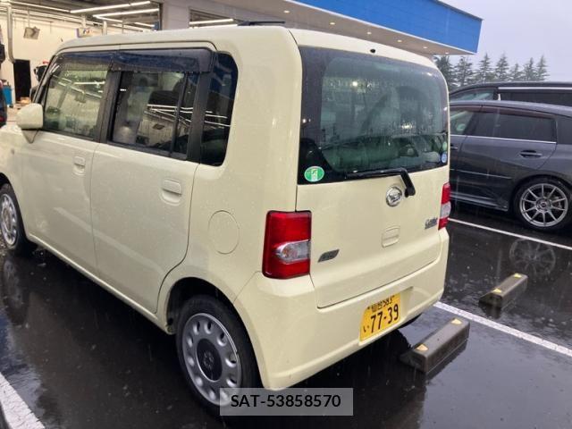 Daihatsu MOVE CONTE 2013-08 8036942-5