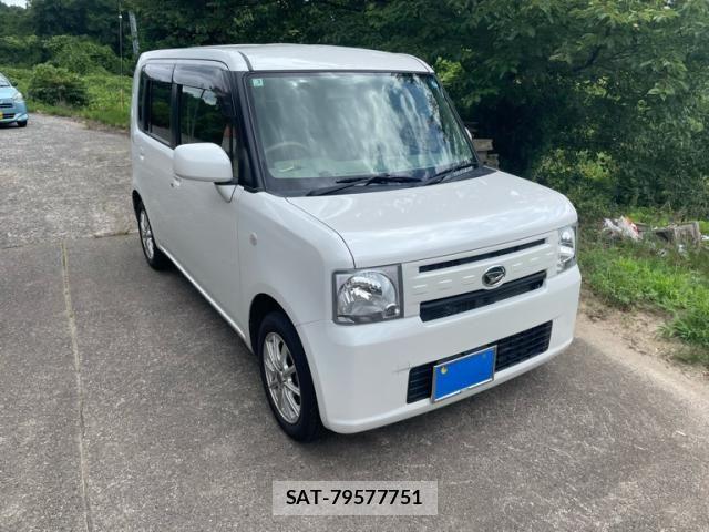 Daihatsu MOVE CONTE 2015-03 8074731-1