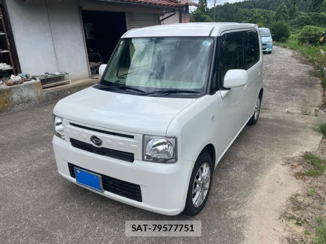 Daihatsu MOVE CONTE 2015-03 8074731-2