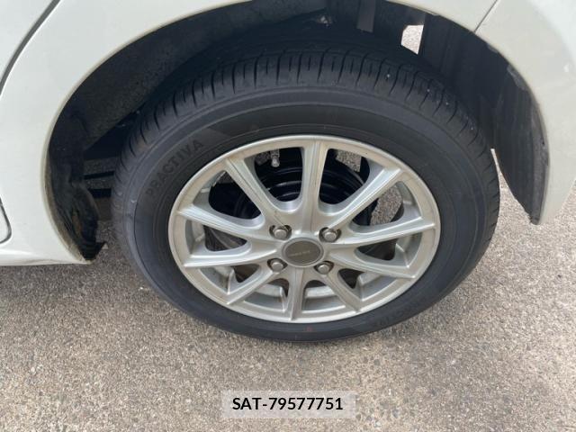 Daihatsu MOVE CONTE 2015-03 8074731-5