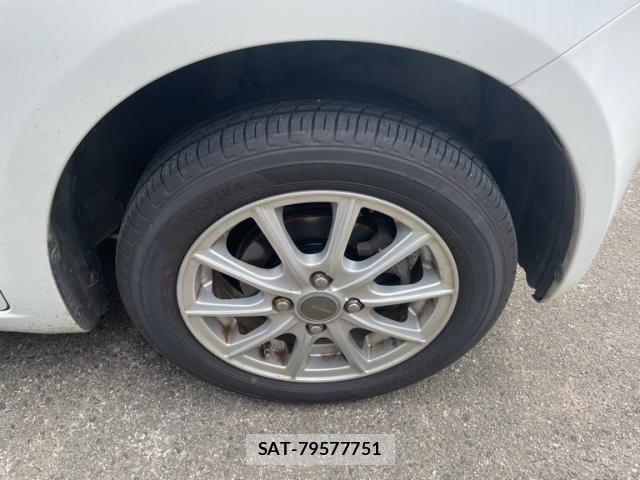 Daihatsu MOVE CONTE 2015-03 8074731-7