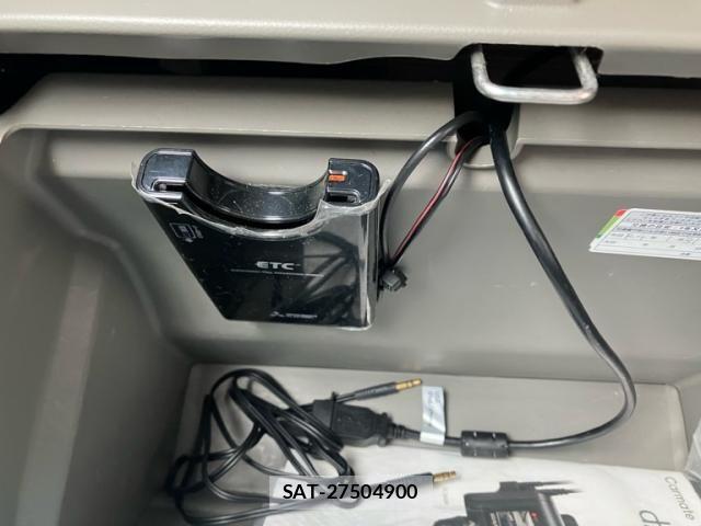 Daihatsu MOVE CONTE 2012-09 8830542-23