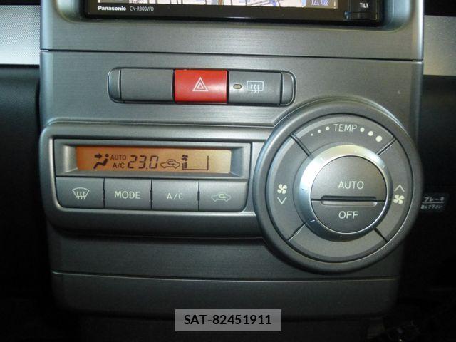 Daihatsu MOVE CONTE CUSTOM 2014-05 7222213-17