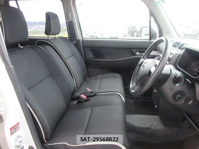 Daihatsu MOVE CONTE CUSTOM 2014-07 7456040-11