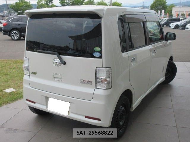 Daihatsu MOVE CONTE CUSTOM 2014-07 7456040-2