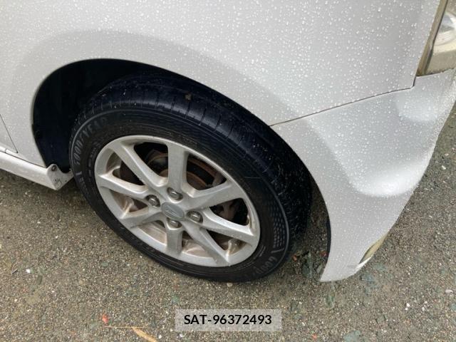 Daihatsu MOVE CONTE CUSTOM 2009-10 8100601-7