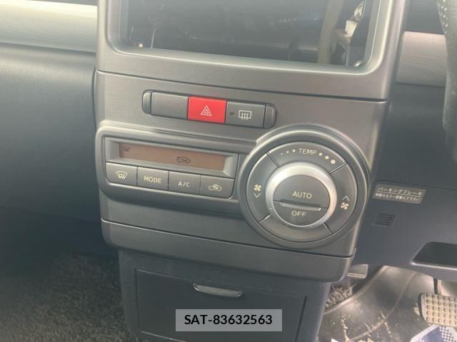 Daihatsu MOVE CONTE CUSTOM 2011-12 8355059-19