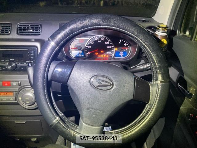 Daihatsu MOVE CONTE CUSTOM 2016-03 8796772-18