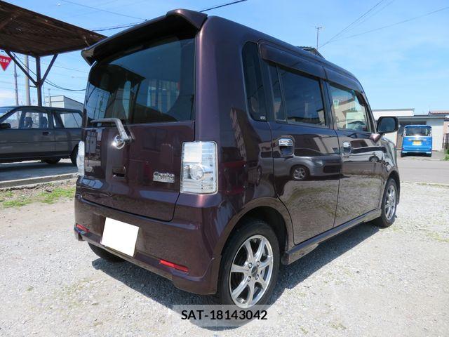 Daihatsu MOVE CONTE CUSTOM 2014-01 6642030-5