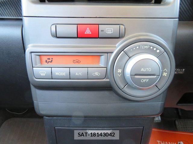 Daihatsu MOVE CONTE CUSTOM 2014-01 6642030-7