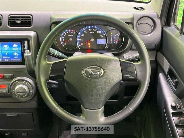 Daihatsu MOVE CONTE CUSTOM 2013-01 7456046-10