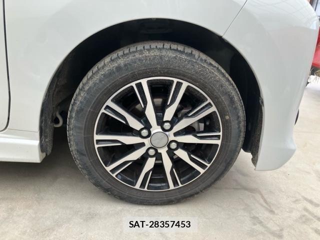 Daihatsu MOVE CUSTOM 2019-04 1207551-5