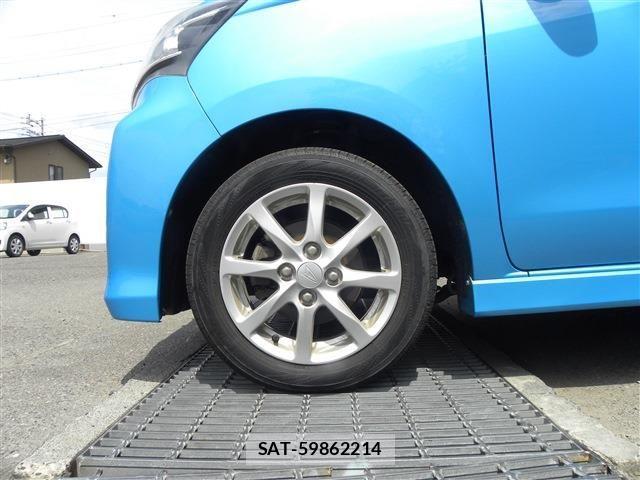 Daihatsu MOVE CUSTOM 2014-02 1228825-23