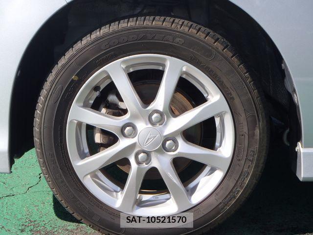 Daihatsu MOVE CUSTOM 2014-03 1413670-6