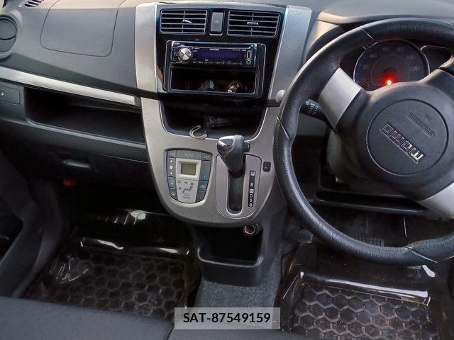 Daihatsu MOVE CUSTOM 2014-01 3677093-6