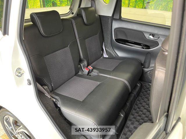 Daihatsu MOVE CUSTOM 2019-03 4597215-8