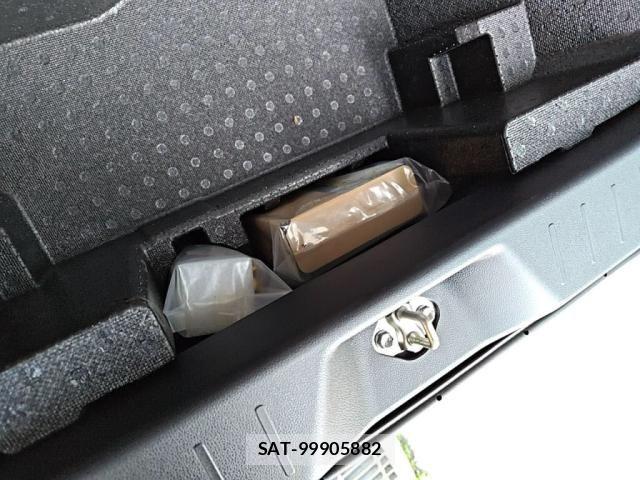 Daihatsu MOVE CUSTOM 2018-10 4970708-29