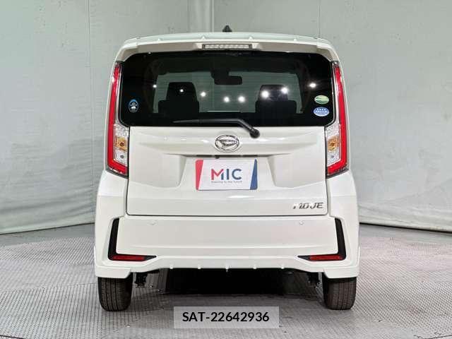 Daihatsu MOVE CUSTOM 2016-04 4970729-9