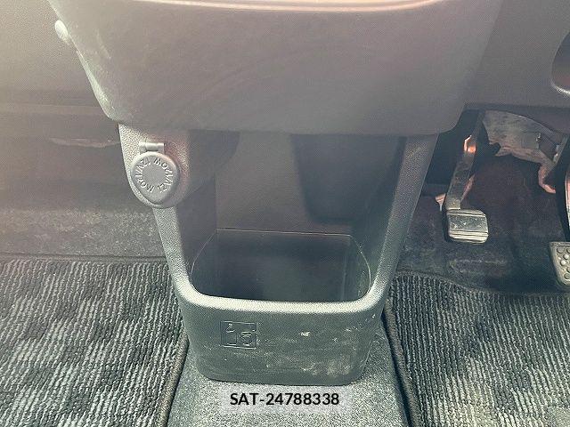 Daihatsu MOVE CUSTOM 2022-05 5872960-16