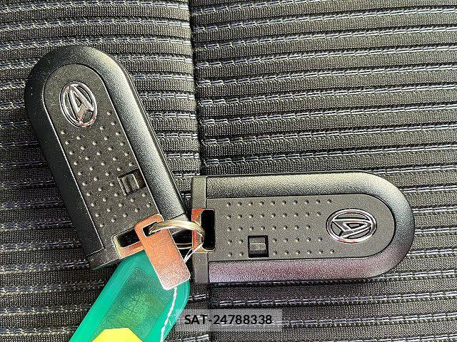 Daihatsu MOVE CUSTOM 2022-05 5872960-25