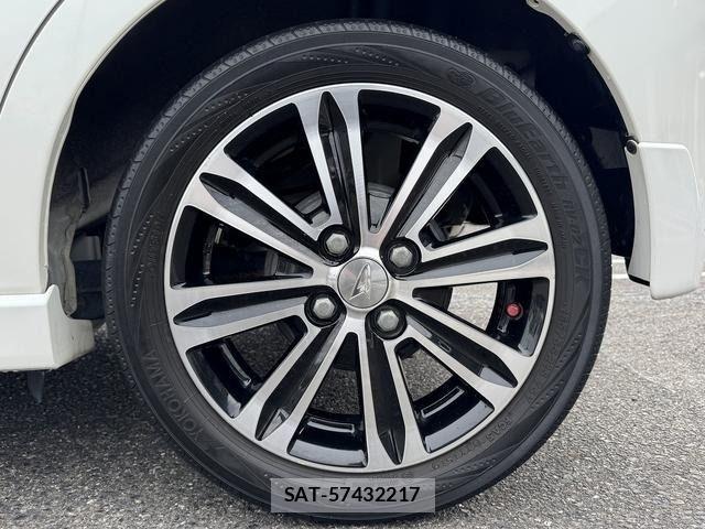 Daihatsu MOVE CUSTOM 2015-02 6217303-6