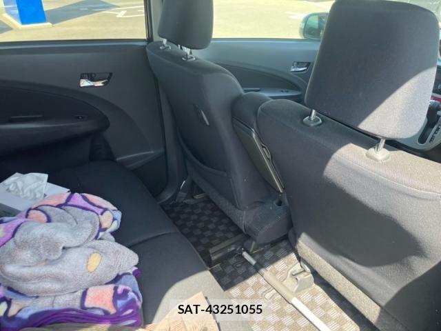 Daihatsu MOVE CUSTOM 2012-04 6613460-11
