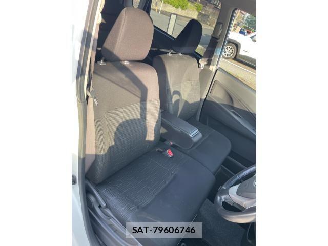 Daihatsu MOVE CUSTOM 2013-08 6613458-3