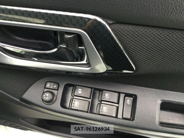 Daihatsu MOVE CUSTOM 2018-01 6613451-9