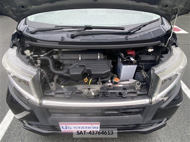 Daihatsu MOVE CUSTOM 2017-08 6677032-28