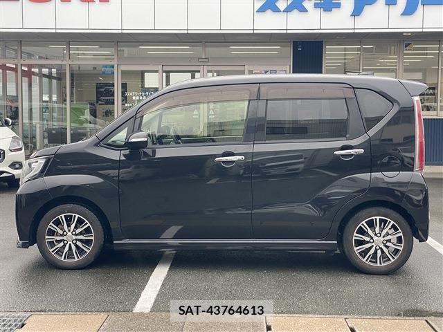 Daihatsu MOVE CUSTOM 2017-08 6677032-2