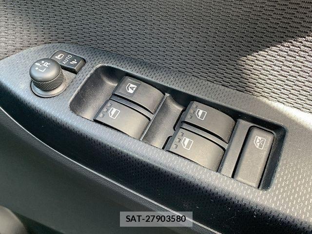 Daihatsu MOVE CUSTOM 2017-05 6677033-9